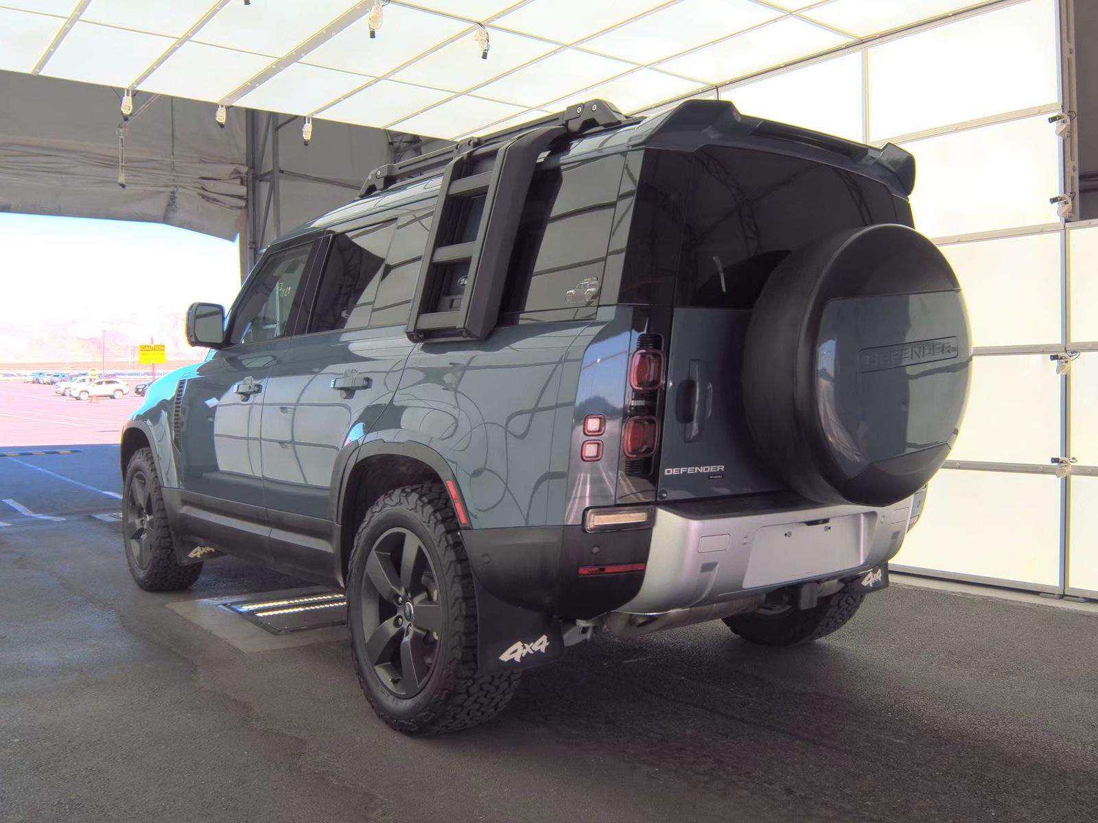 2023 Land Rover Defender 110 SE AWD