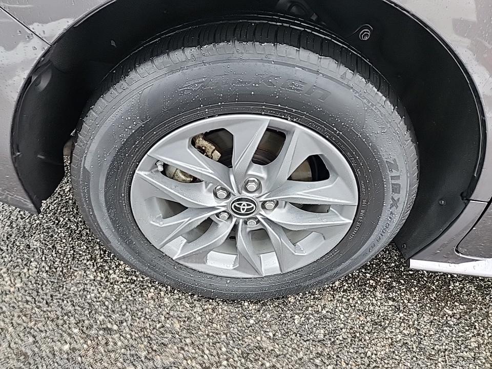 2022 Toyota Sienna XLE AWD