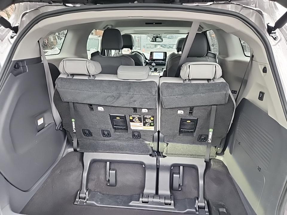 2022 Toyota Sienna XLE AWD