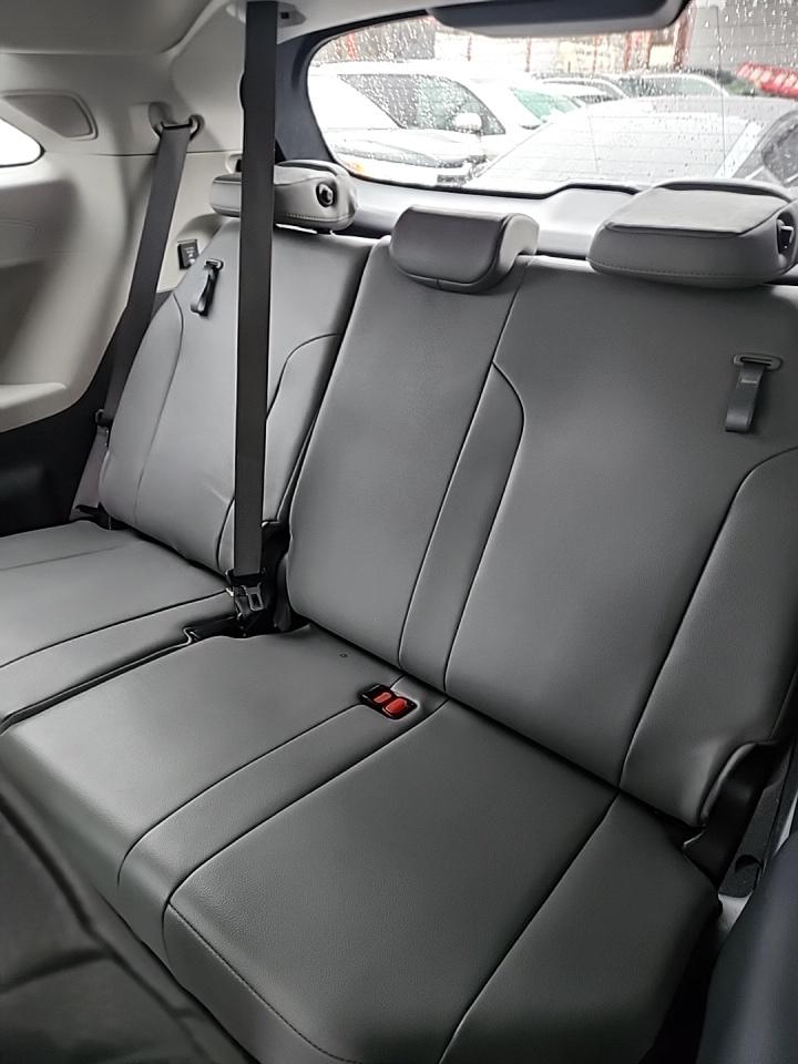 2022 Toyota Sienna XLE AWD