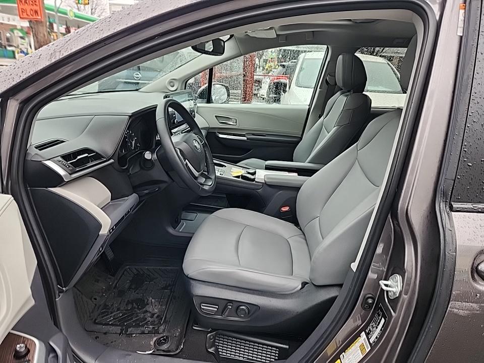 2022 Toyota Sienna XLE AWD