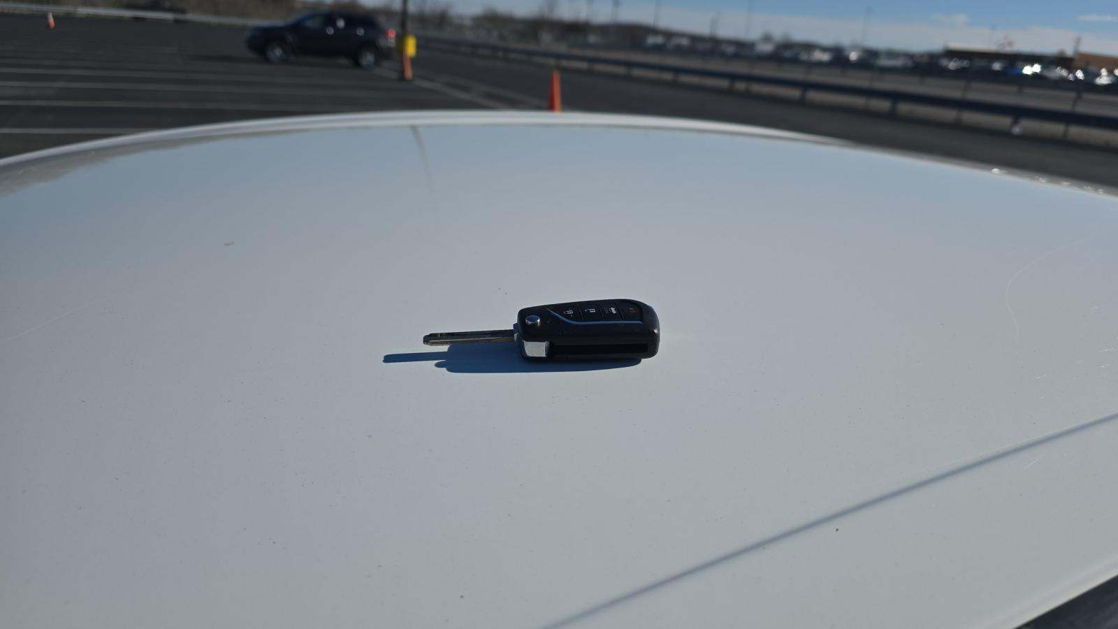 2024 Toyota Camry SE FWD