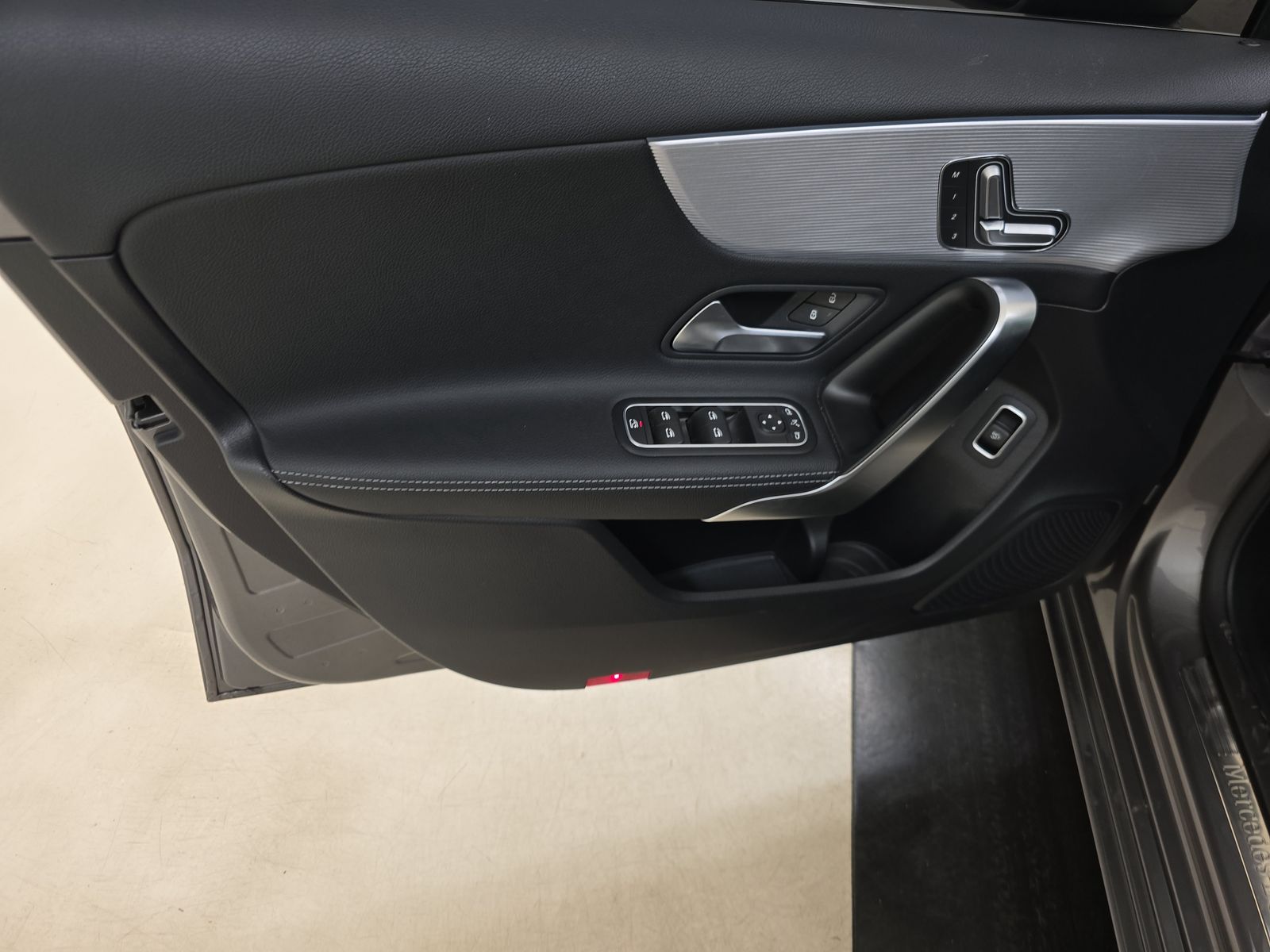 2022 Mercedes-Benz A-Class A 220 FWD