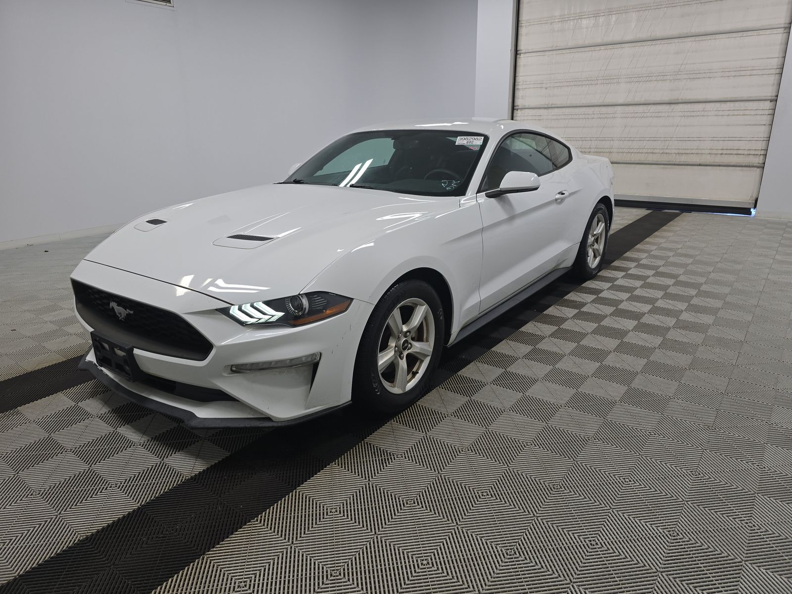 2018 Ford Mustang EcoBoost's photo