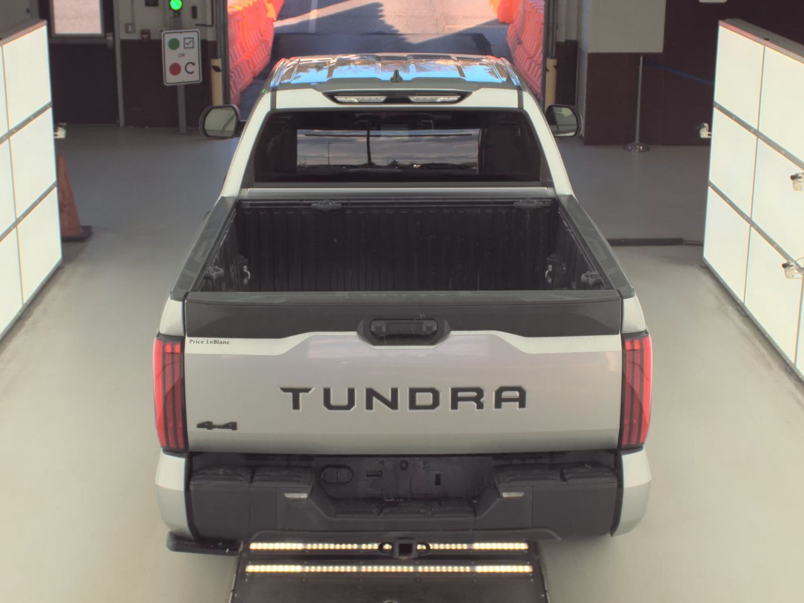 2023 Toyota Tundra SR5 AWD