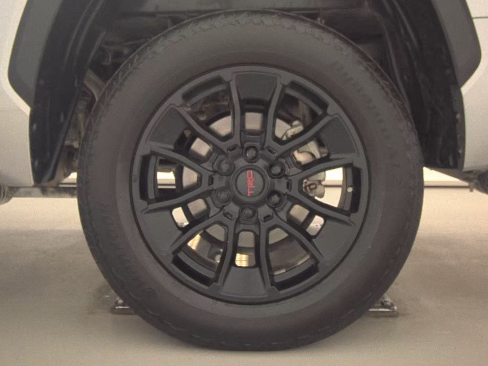 2023 Toyota Tundra SR5 AWD