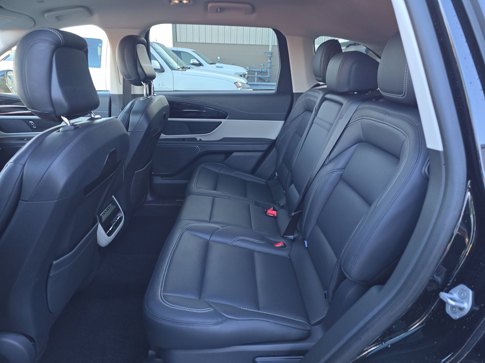 2025 Lincoln Nautilus Premiere AWD