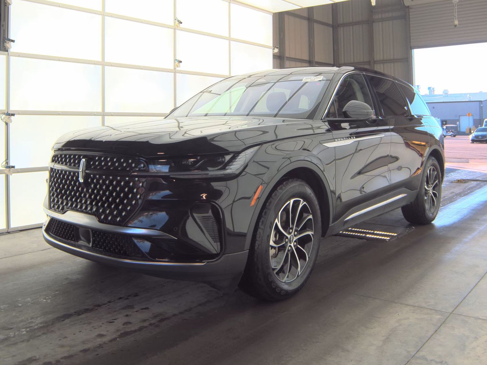 2025 Lincoln Nautilus Premiere AWD