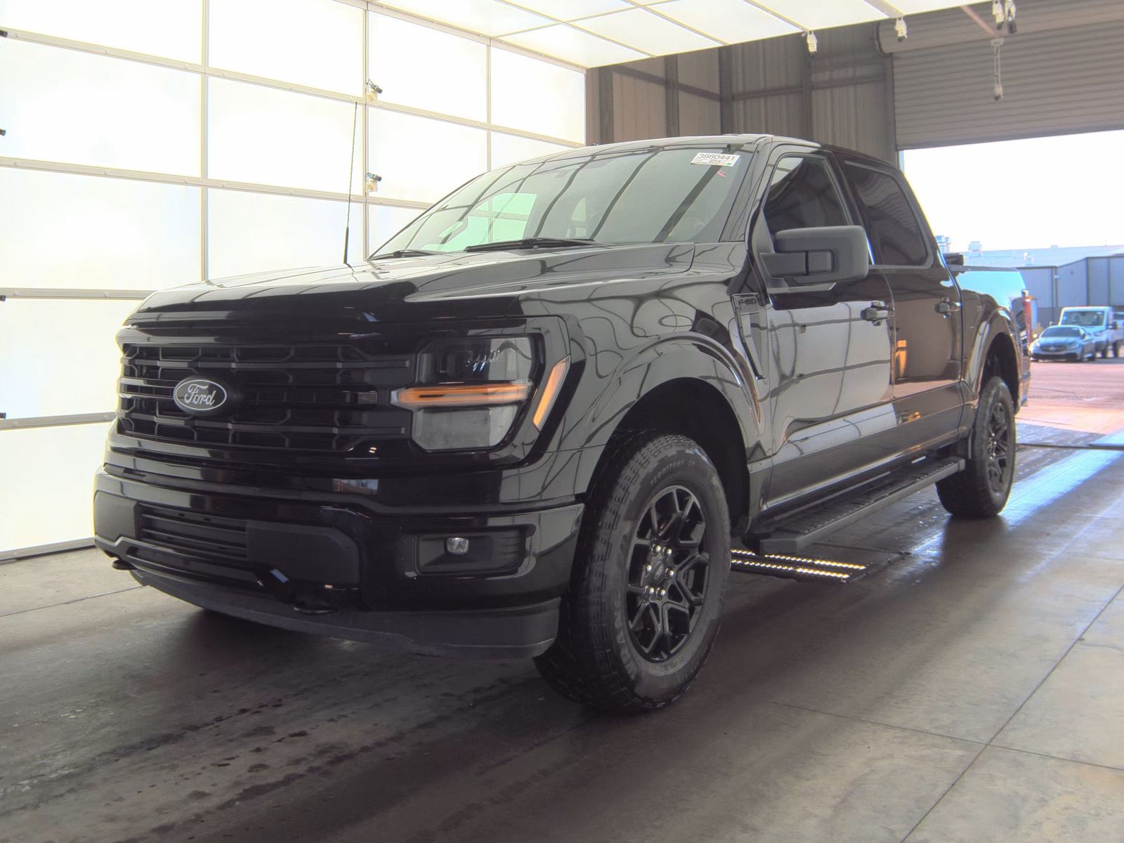 2025 Ford F-150 XLT AWD