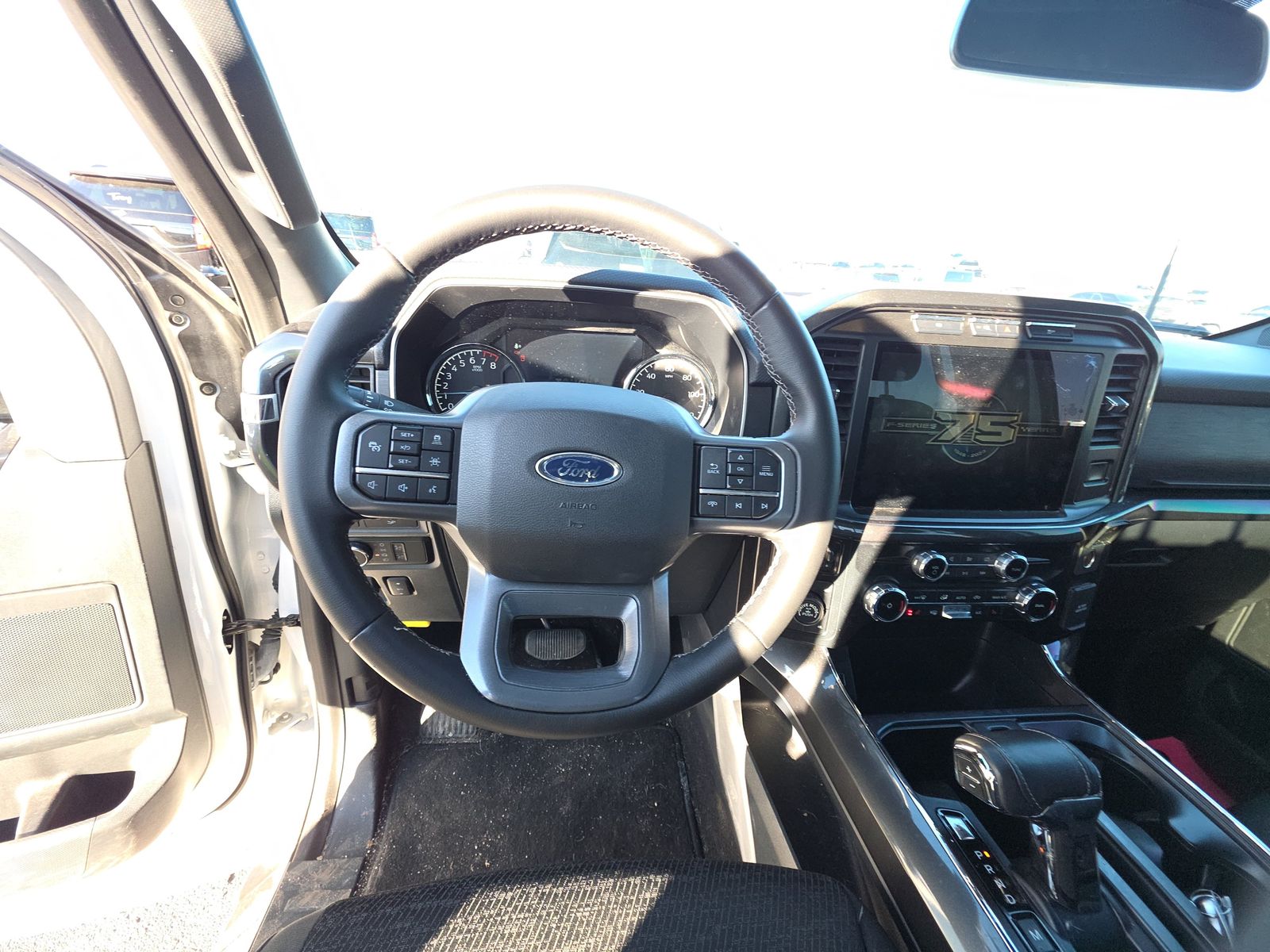 2023 Ford F-150 XLT AWD