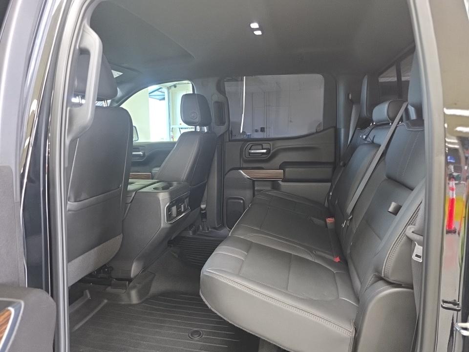 2022 Chevrolet Silverado 1500 High Country AWD