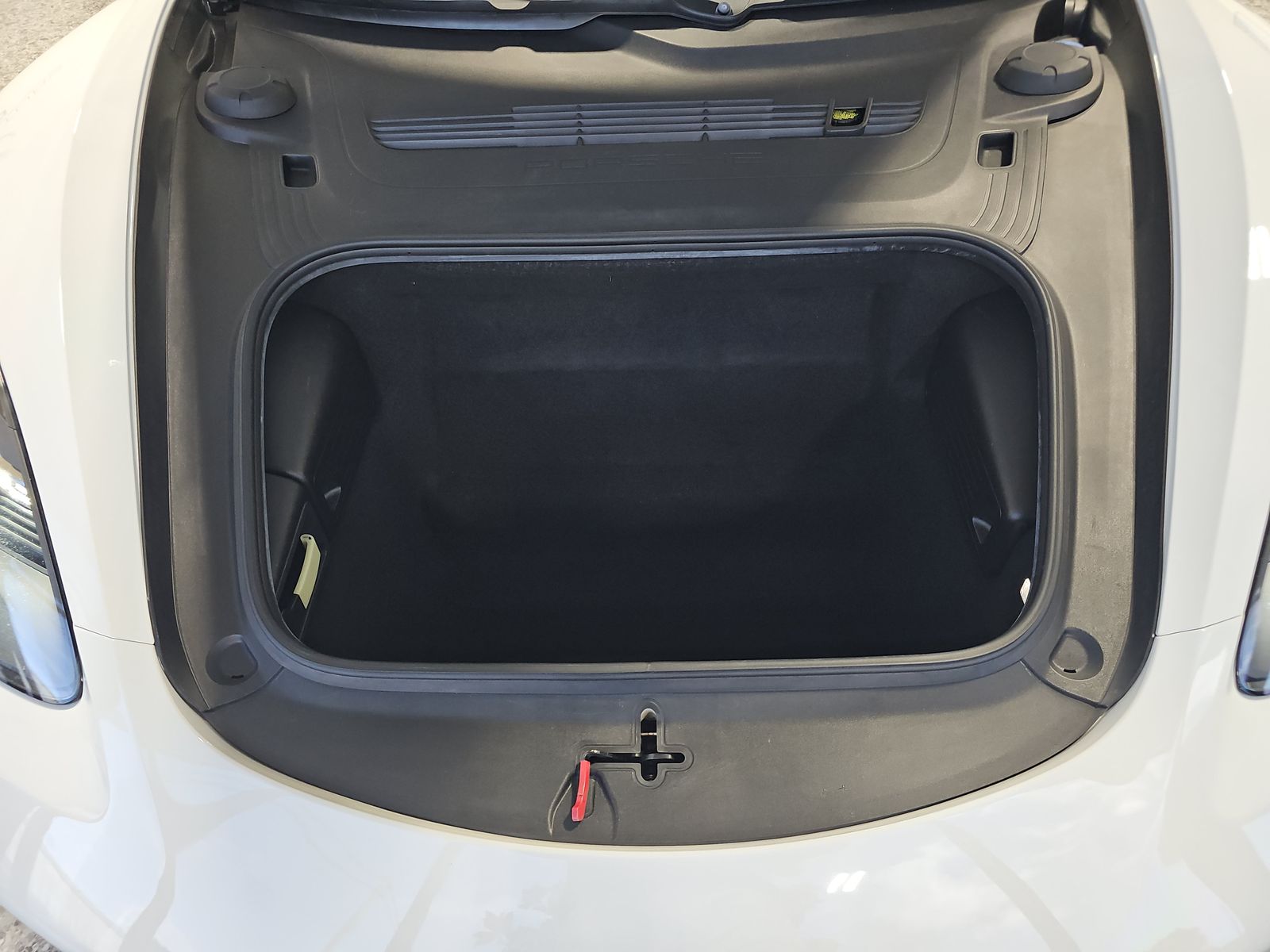 2018 Porsche 718 Cayman Base RWD