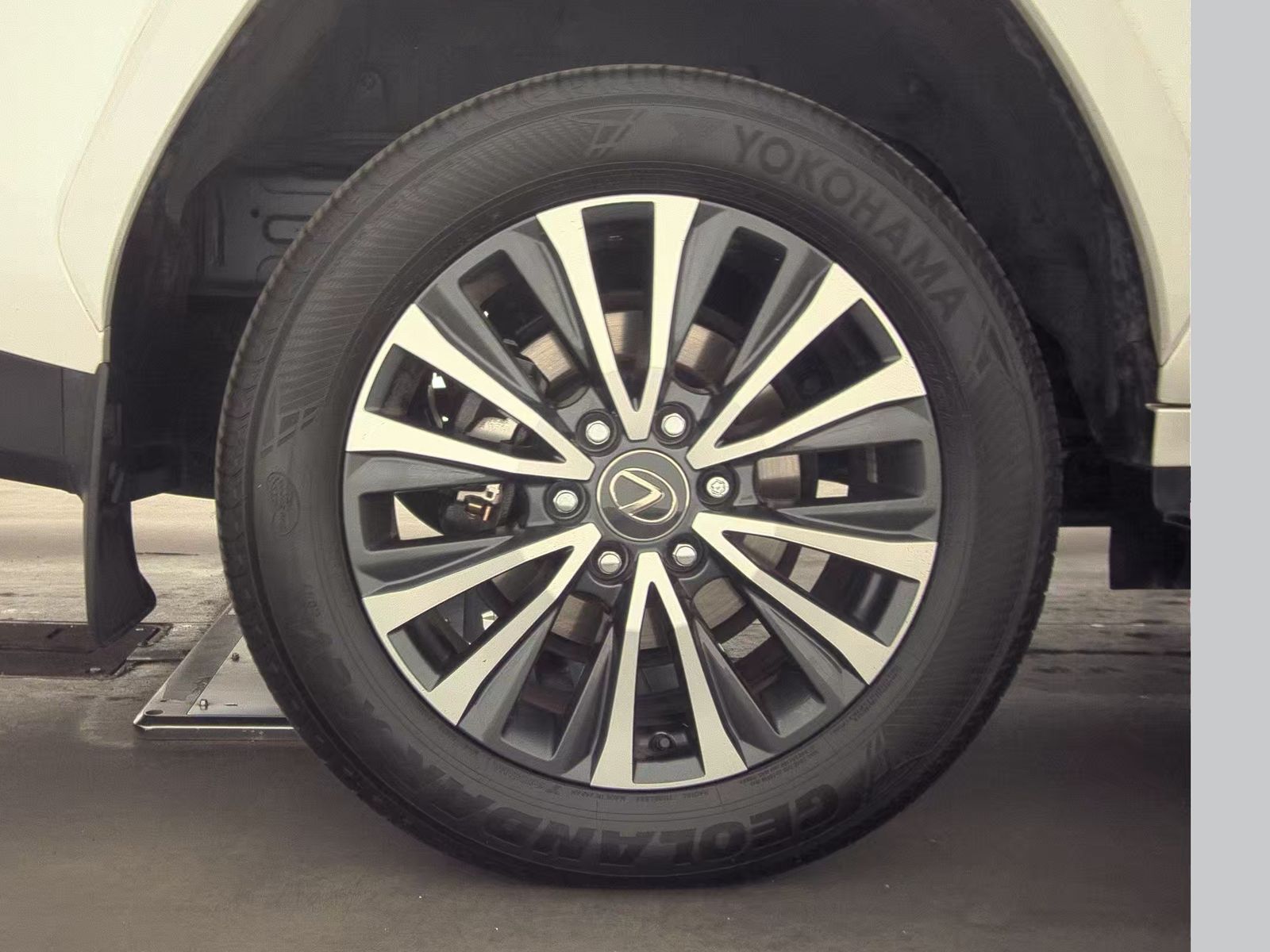 2024 Lexus LX LX 600 Premium AWD