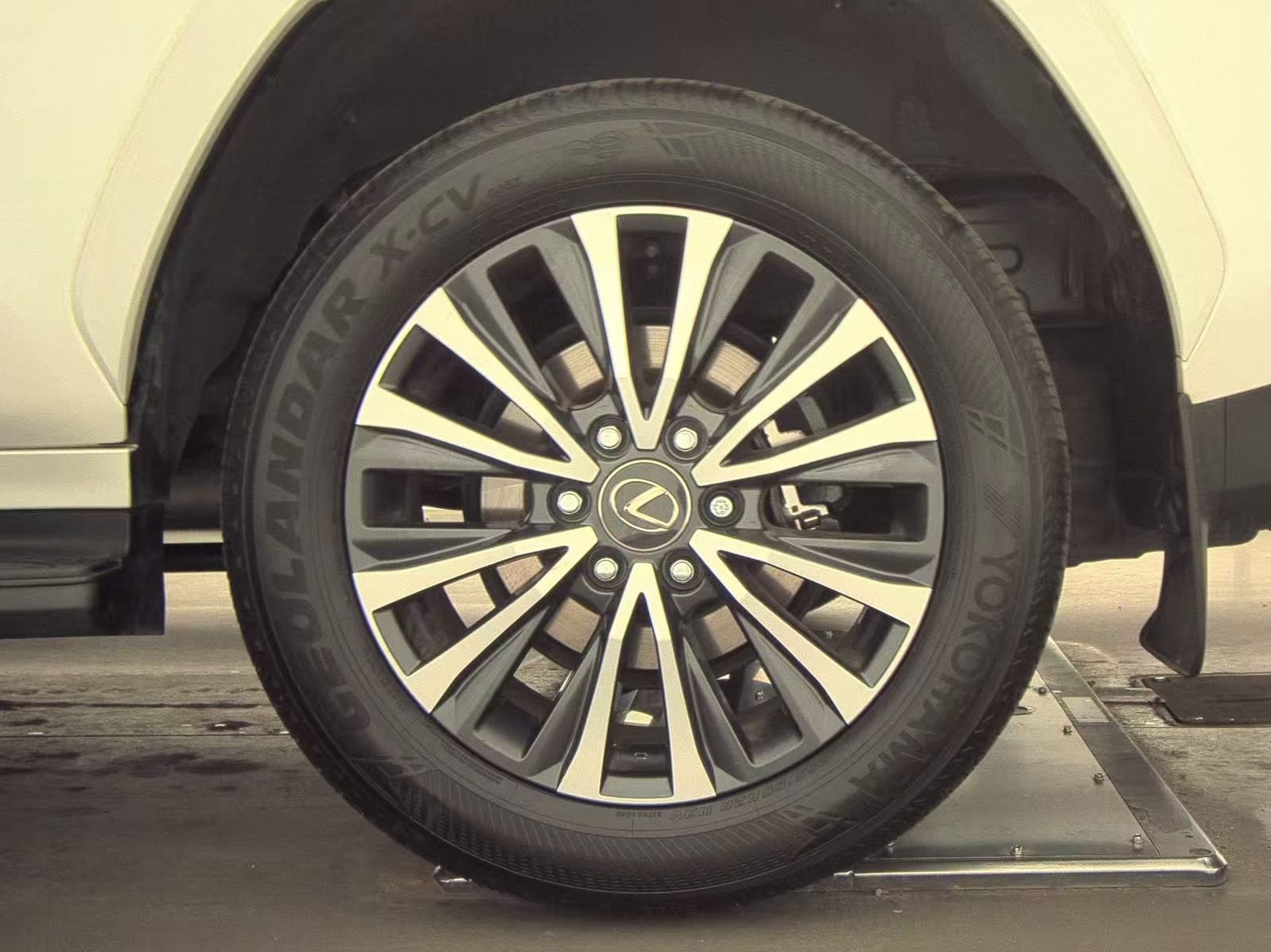 2024 Lexus LX LX 600 Premium AWD