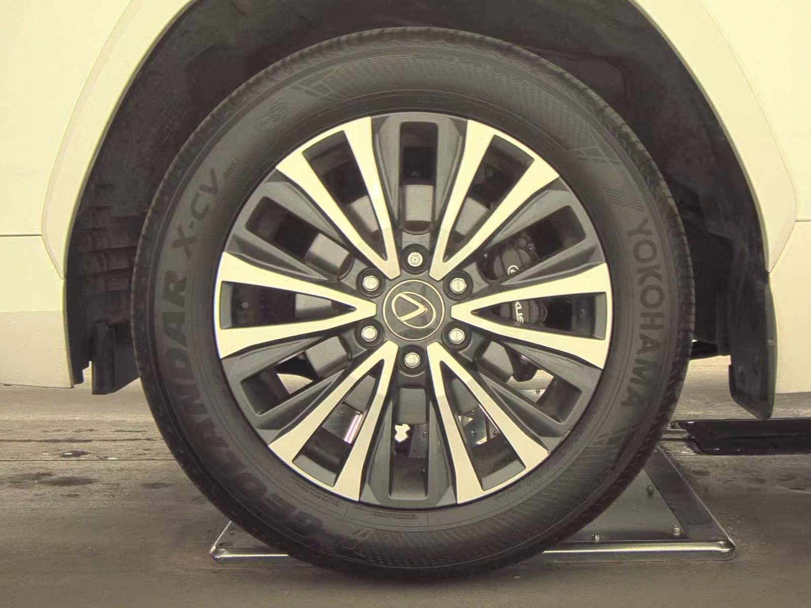 2024 Lexus LX LX 600 Premium AWD