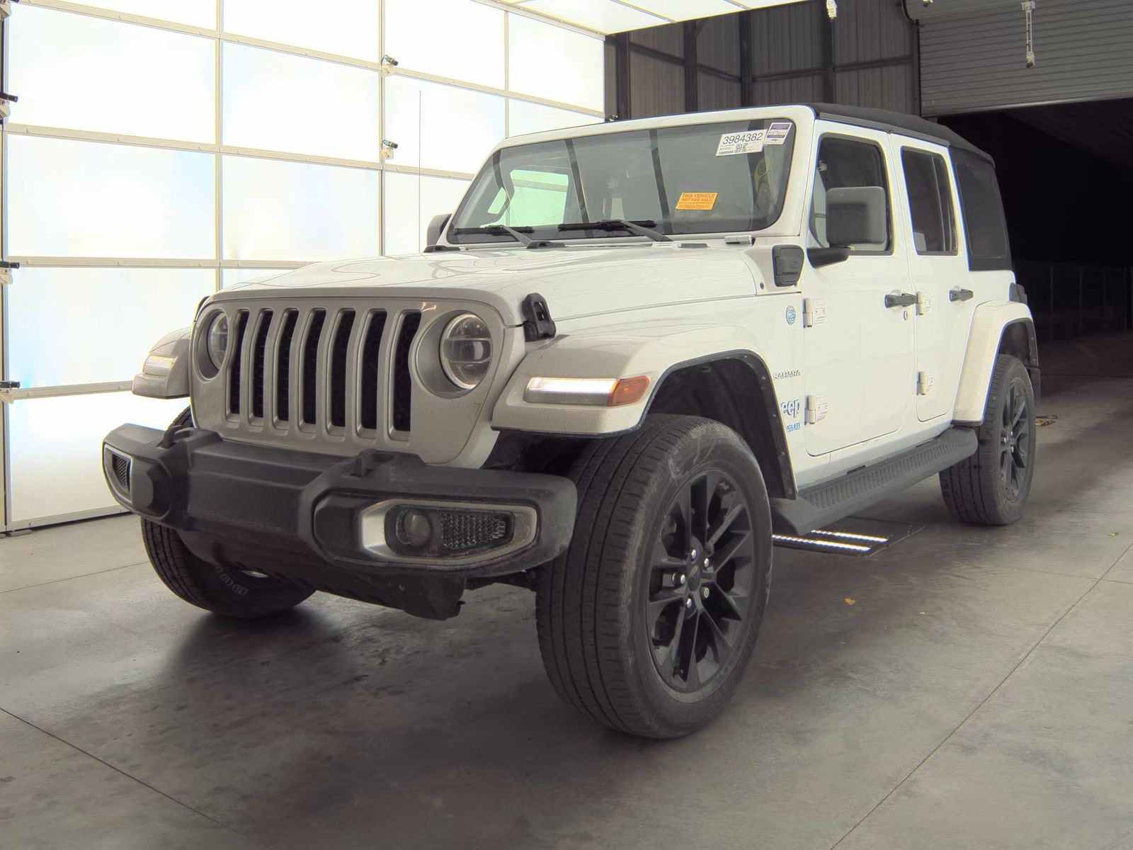 2021 Jeep Wrangler Unlimited Sahara 4XE's photo