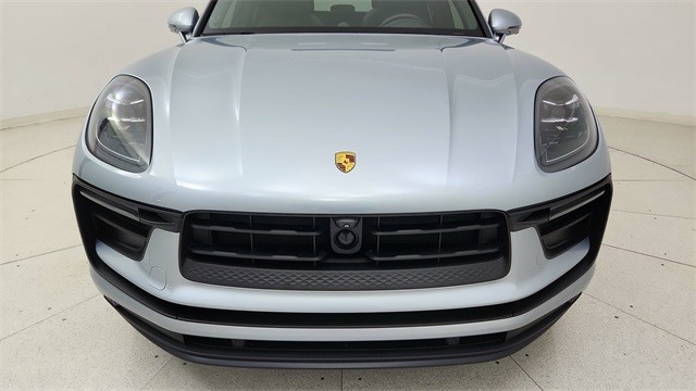 2024 Porsche Macan Base AWD