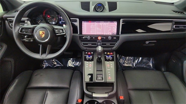 2024 Porsche Macan Base AWD