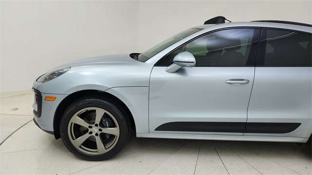 2024 Porsche Macan Base AWD