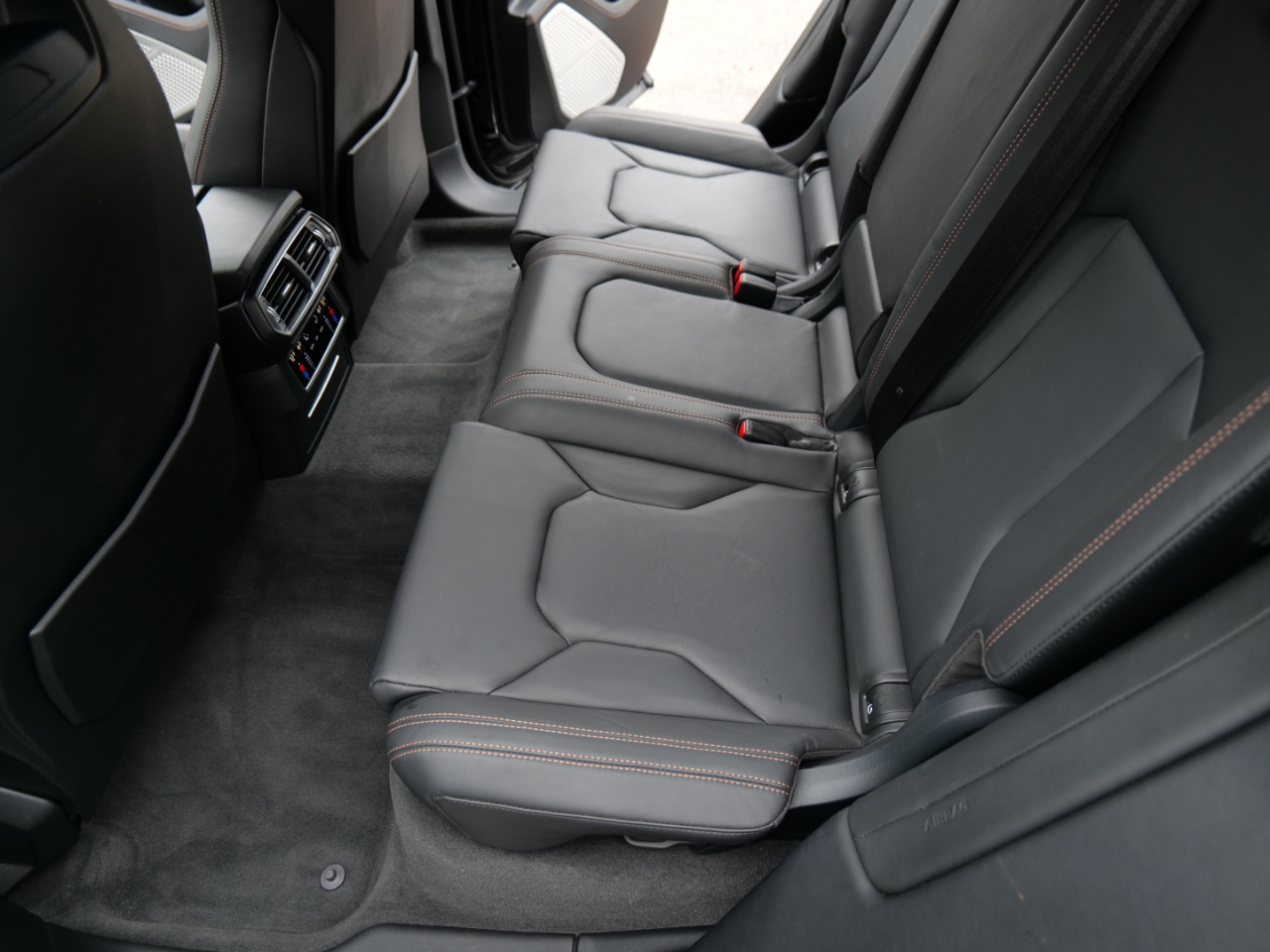 2021 Lamborghini Urus Base AWD