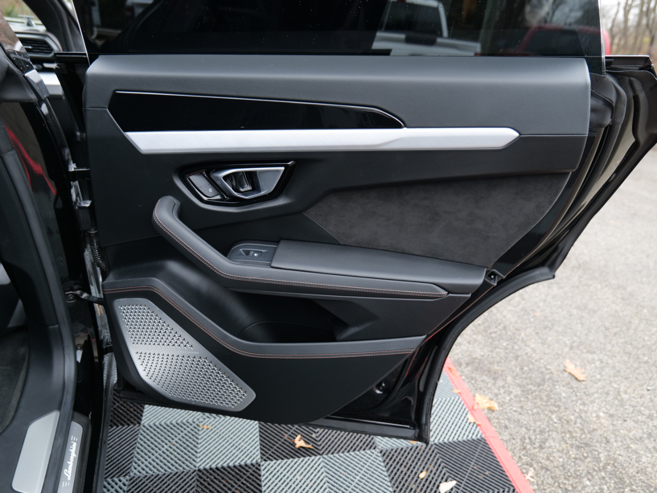 2021 Lamborghini Urus Base AWD