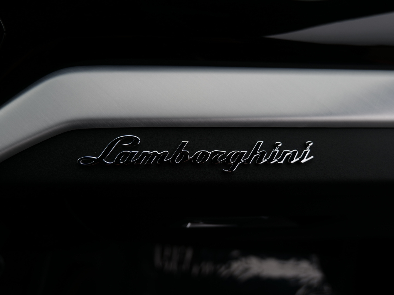 2021 Lamborghini Urus Base AWD