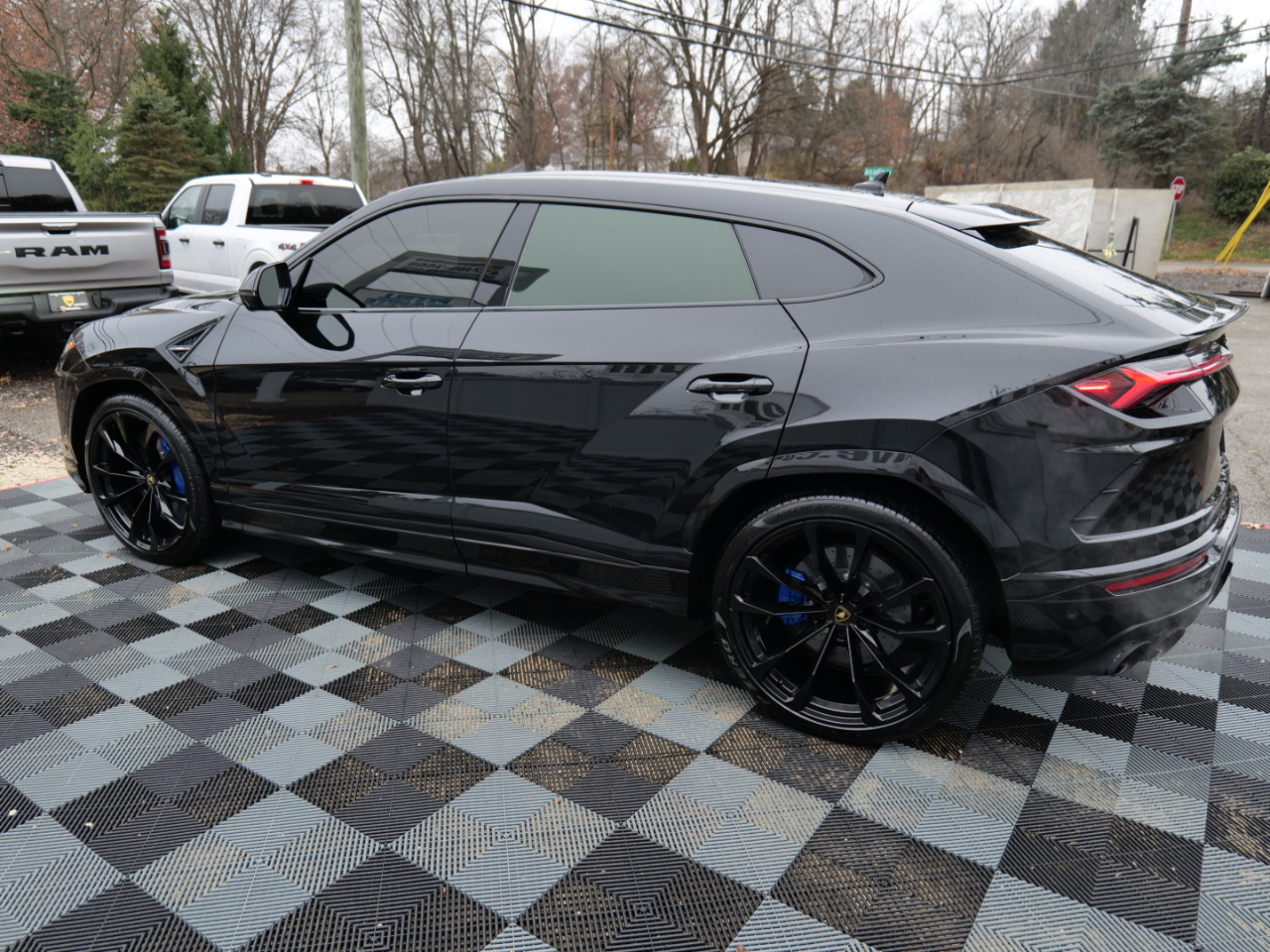 2021 Lamborghini Urus Base AWD