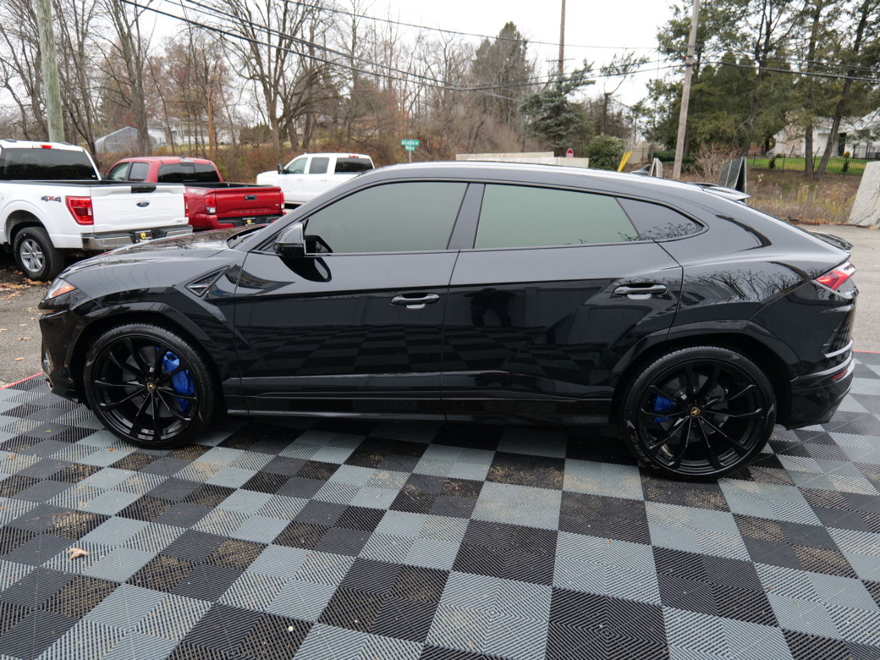 2021 Lamborghini Urus Base AWD