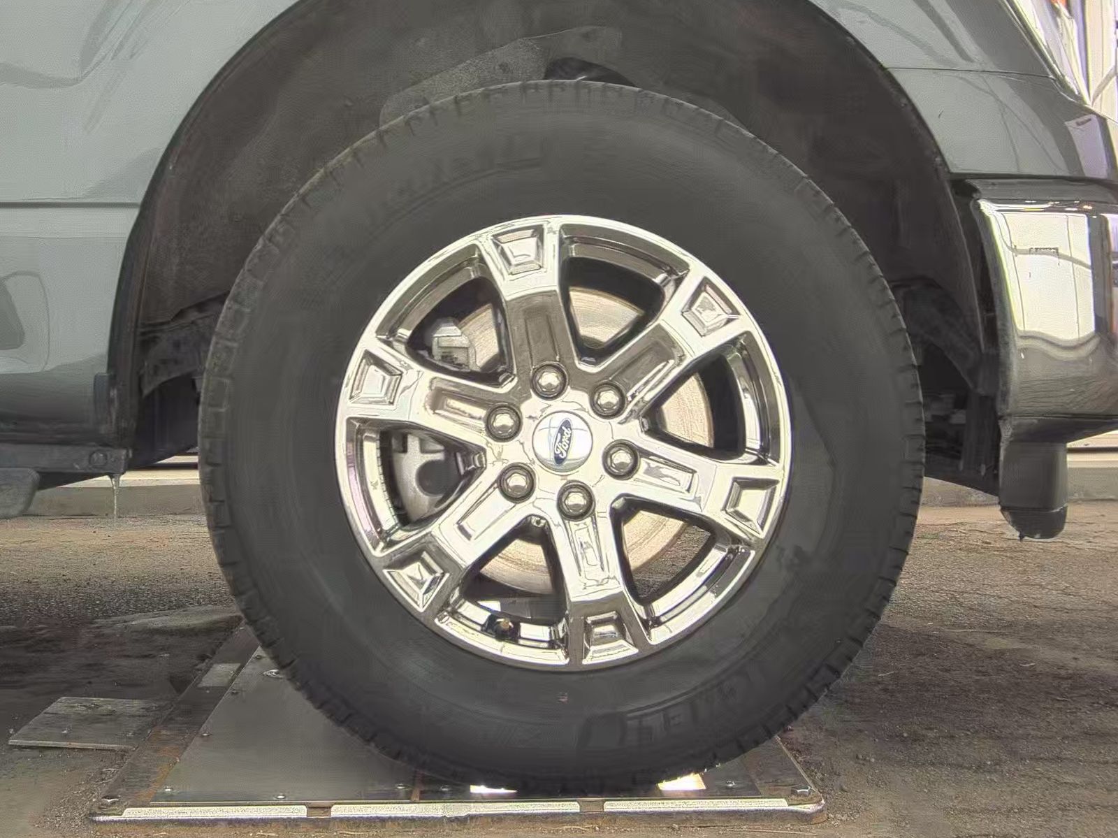 2023 Ford F-150 XLT AWD