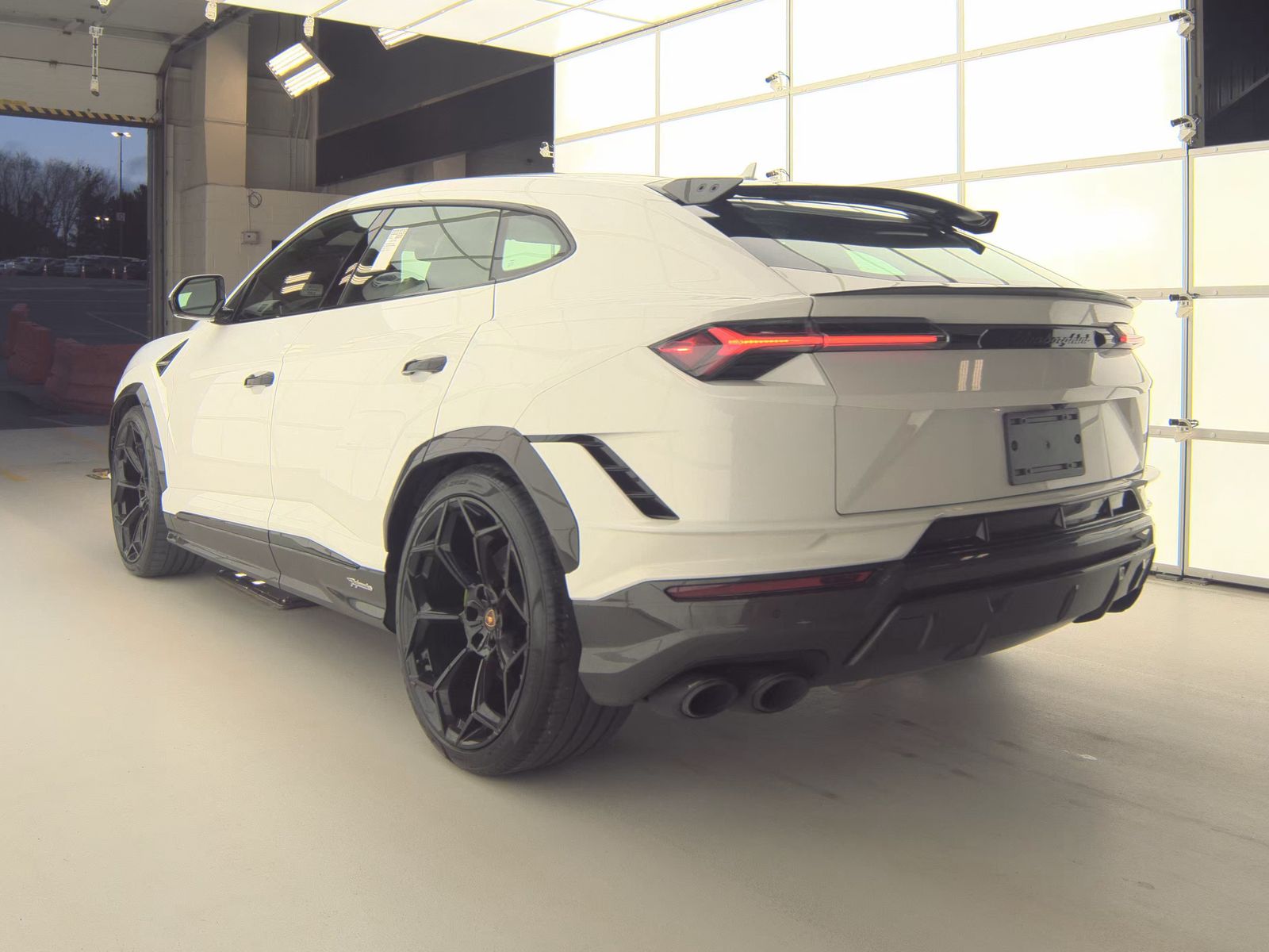 2024 Lamborghini Urus Performante AWD