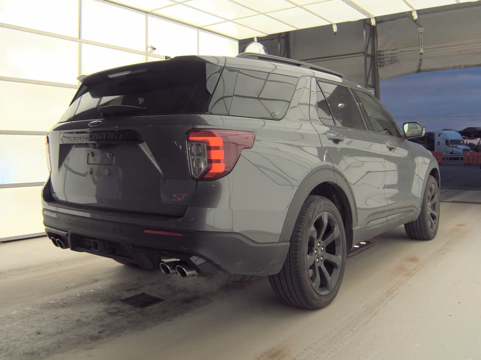 2022 Ford Explorer ST AWD