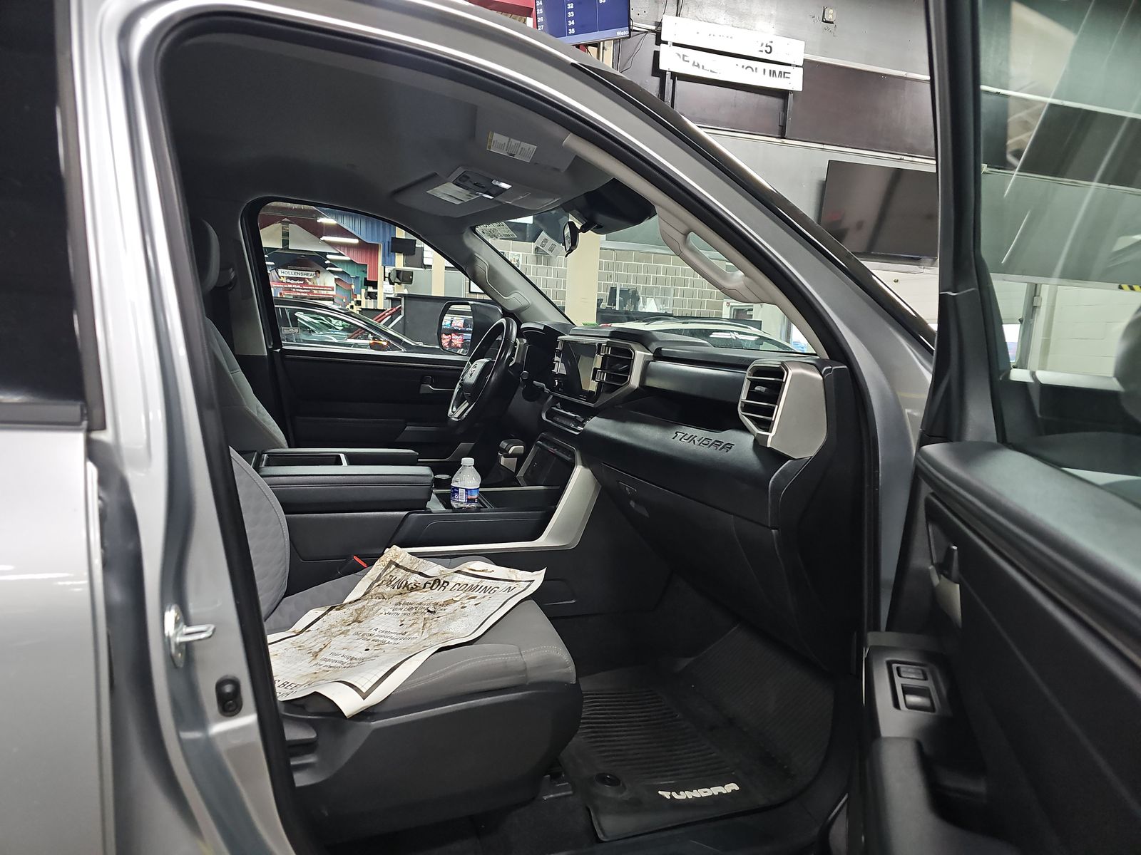 2023 Toyota Tundra SR5 AWD