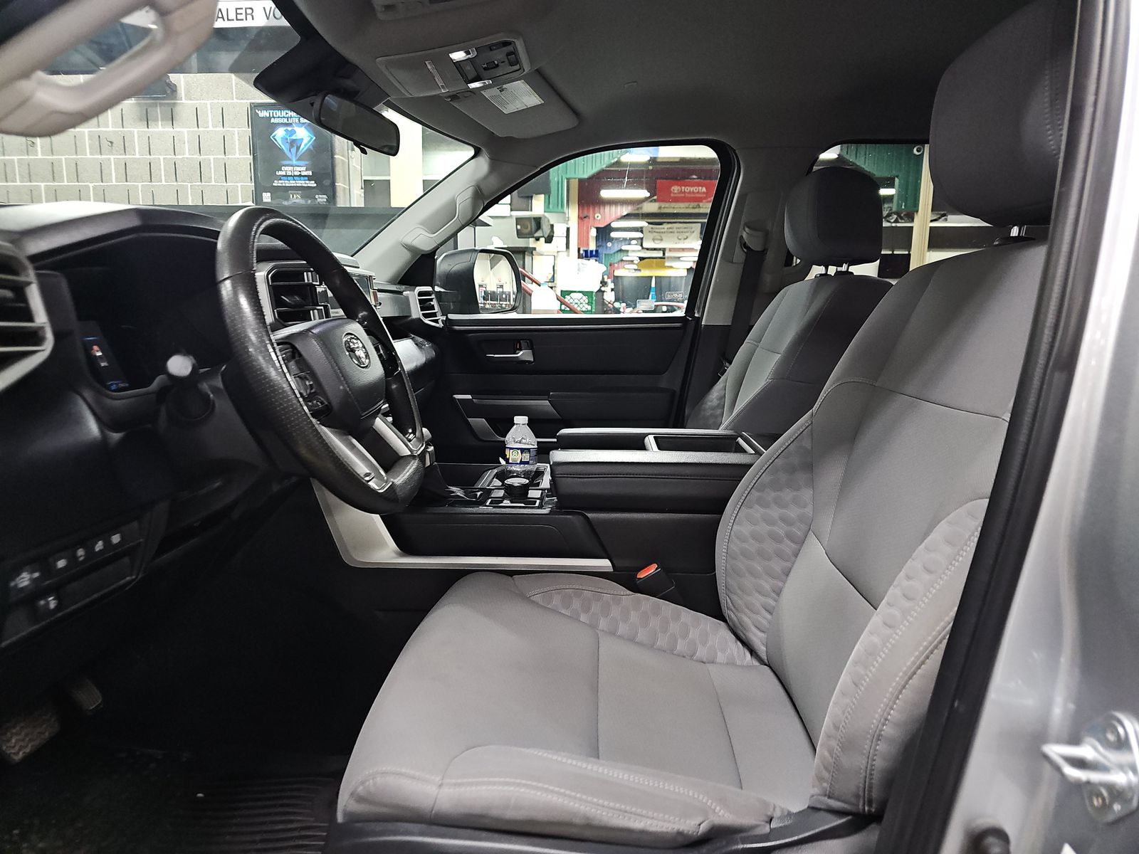 2023 Toyota Tundra SR5 AWD