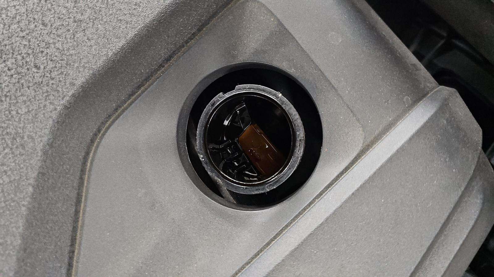 2022 Porsche Macan Base AWD