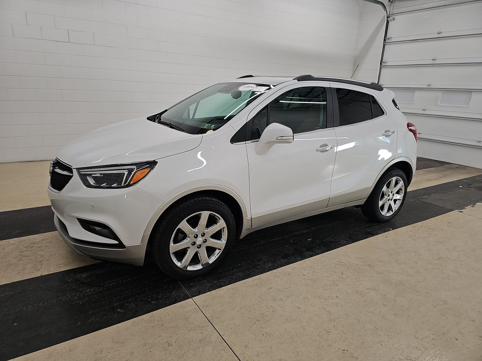 2018 Buick Encore Premium's photo
