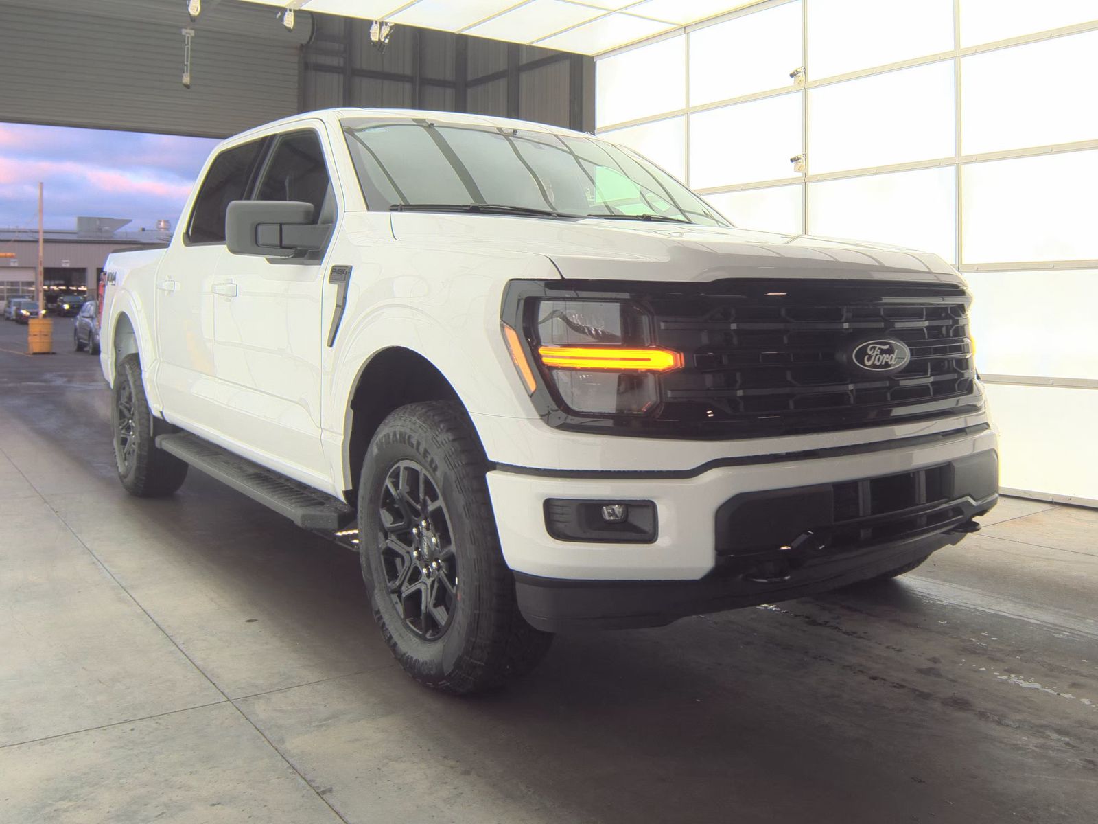 2025 Ford F-150 XLT AWD
