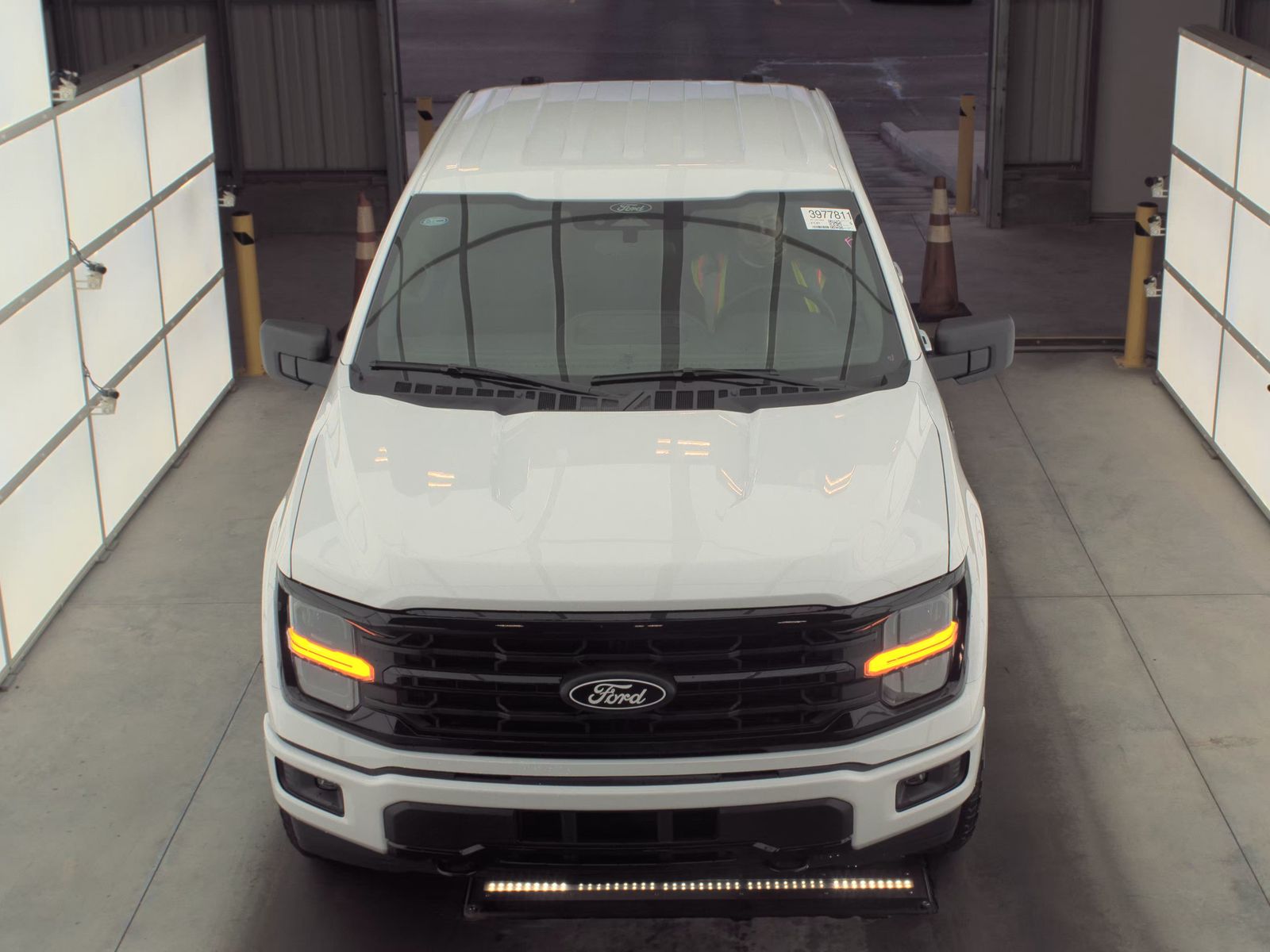 2025 Ford F-150 XLT AWD
