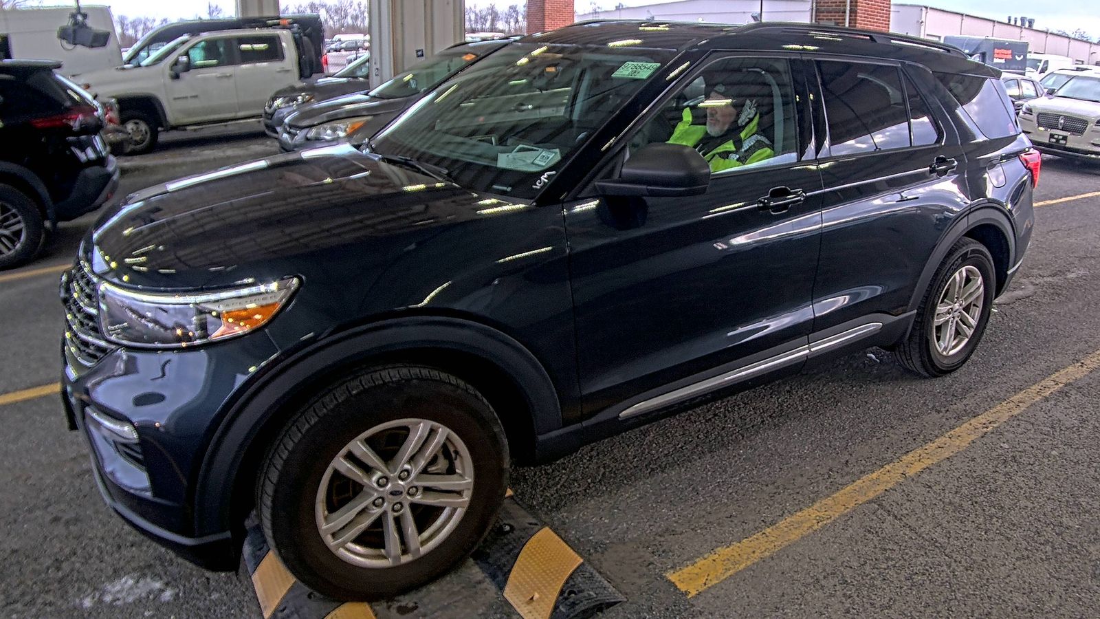 2022 Ford Explorer XLT AWD