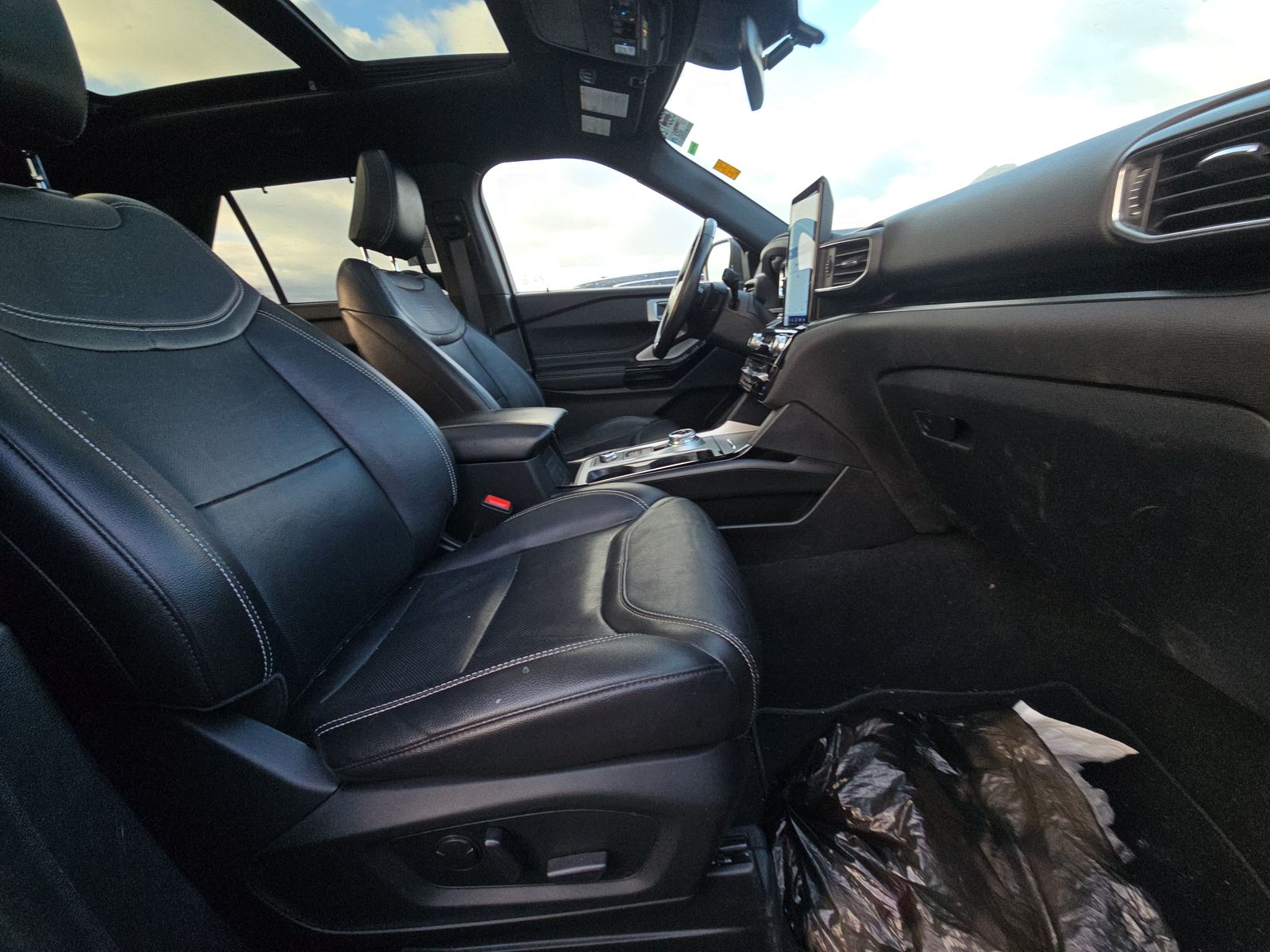 2022 Ford Explorer ST AWD