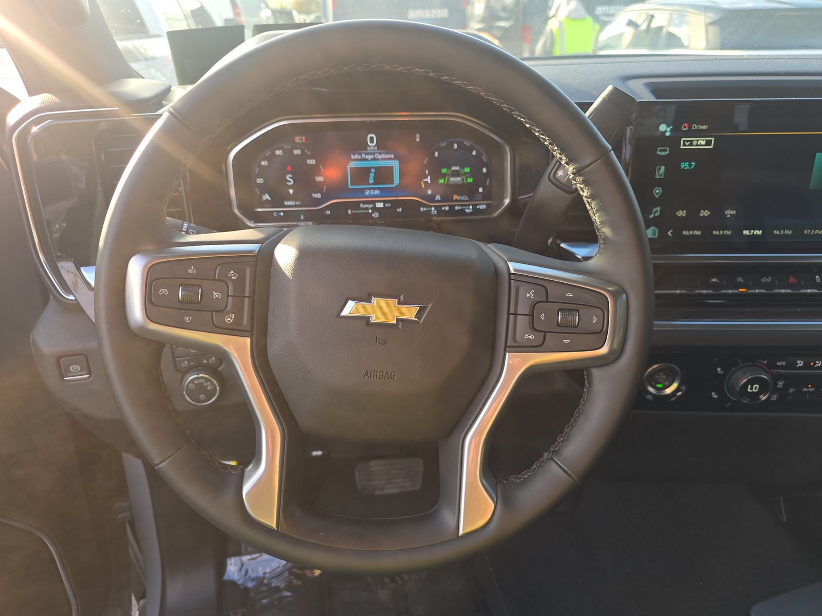 2024 Chevrolet Silverado 1500 LT RWD