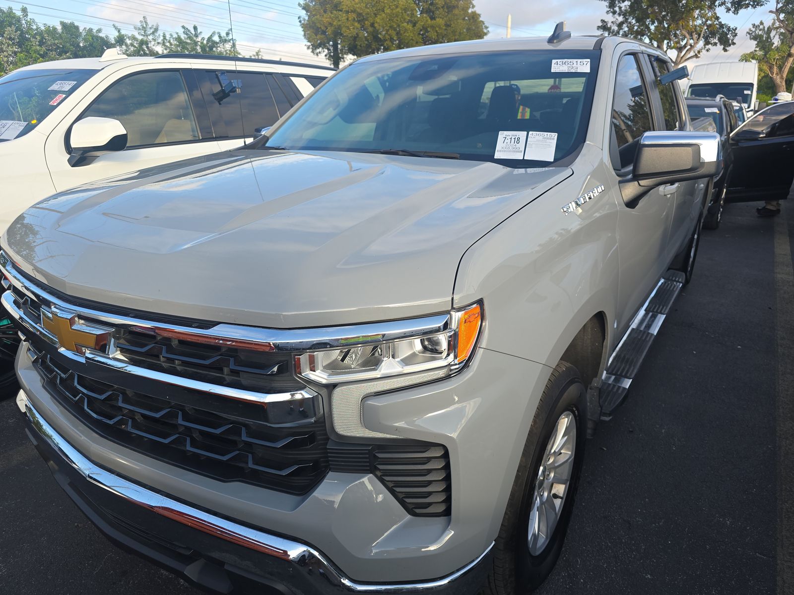 2024 Chevrolet Silverado 1500 LT RWD