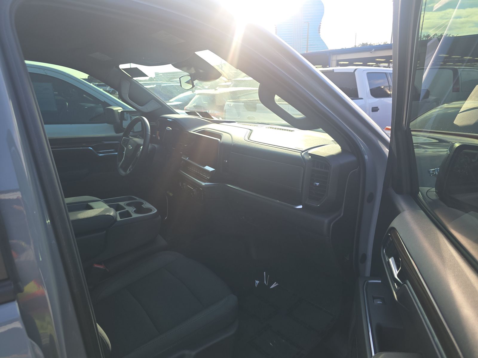 2024 Chevrolet Silverado 1500 LT RWD