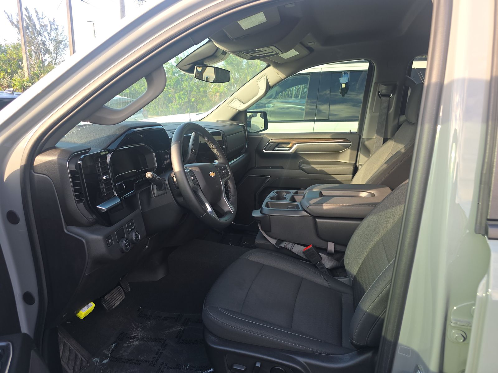 2024 Chevrolet Silverado 1500 LT RWD