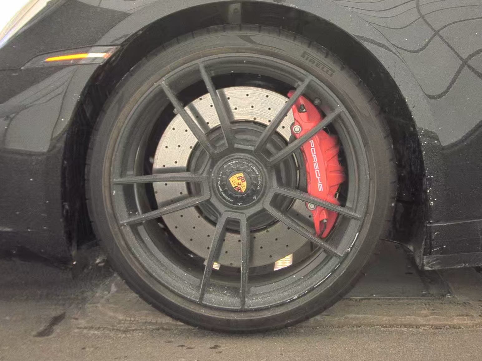 2024 Porsche 911 4 GTS Targa AWD