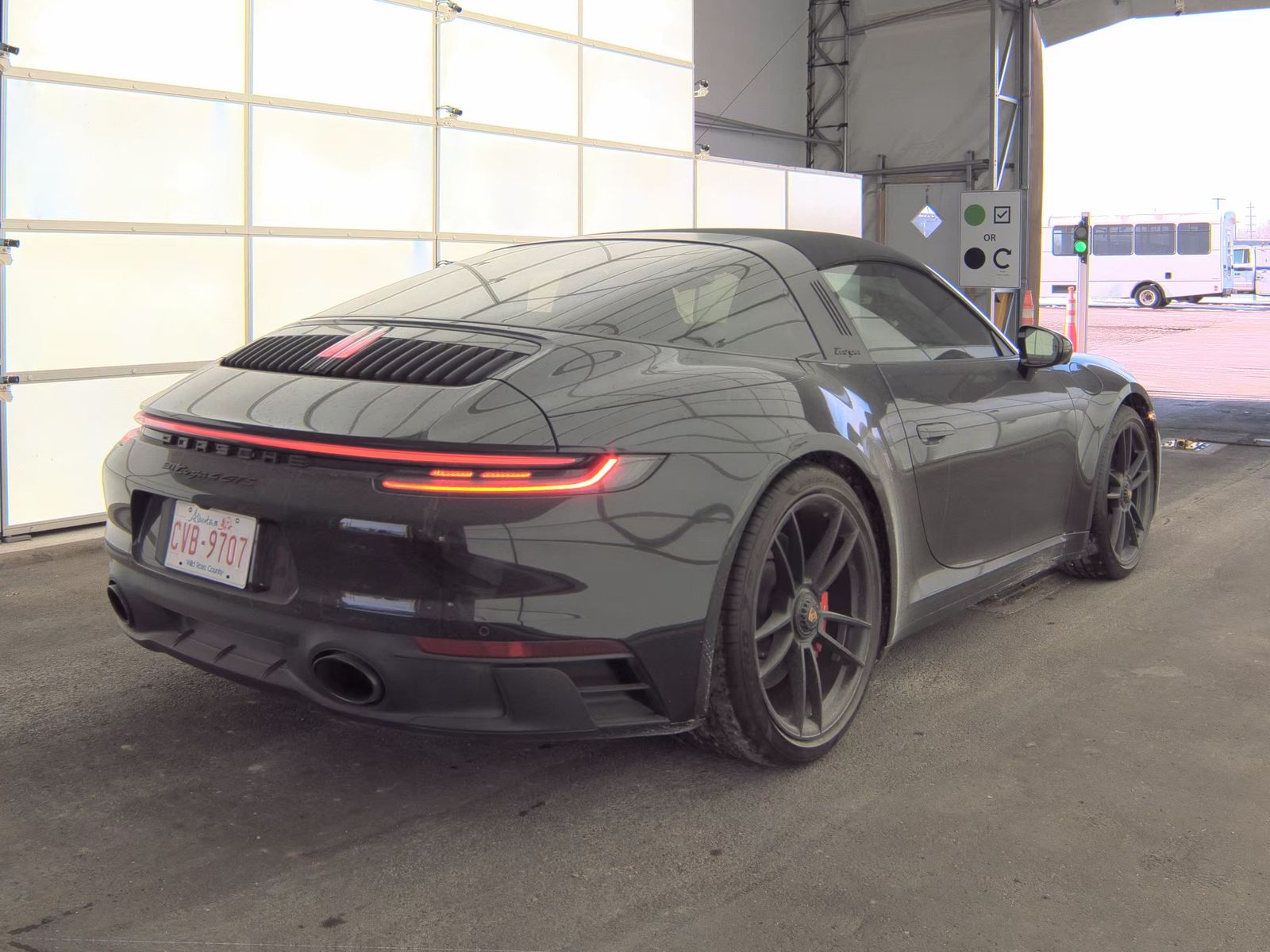 2024 Porsche 911 4 GTS Targa AWD