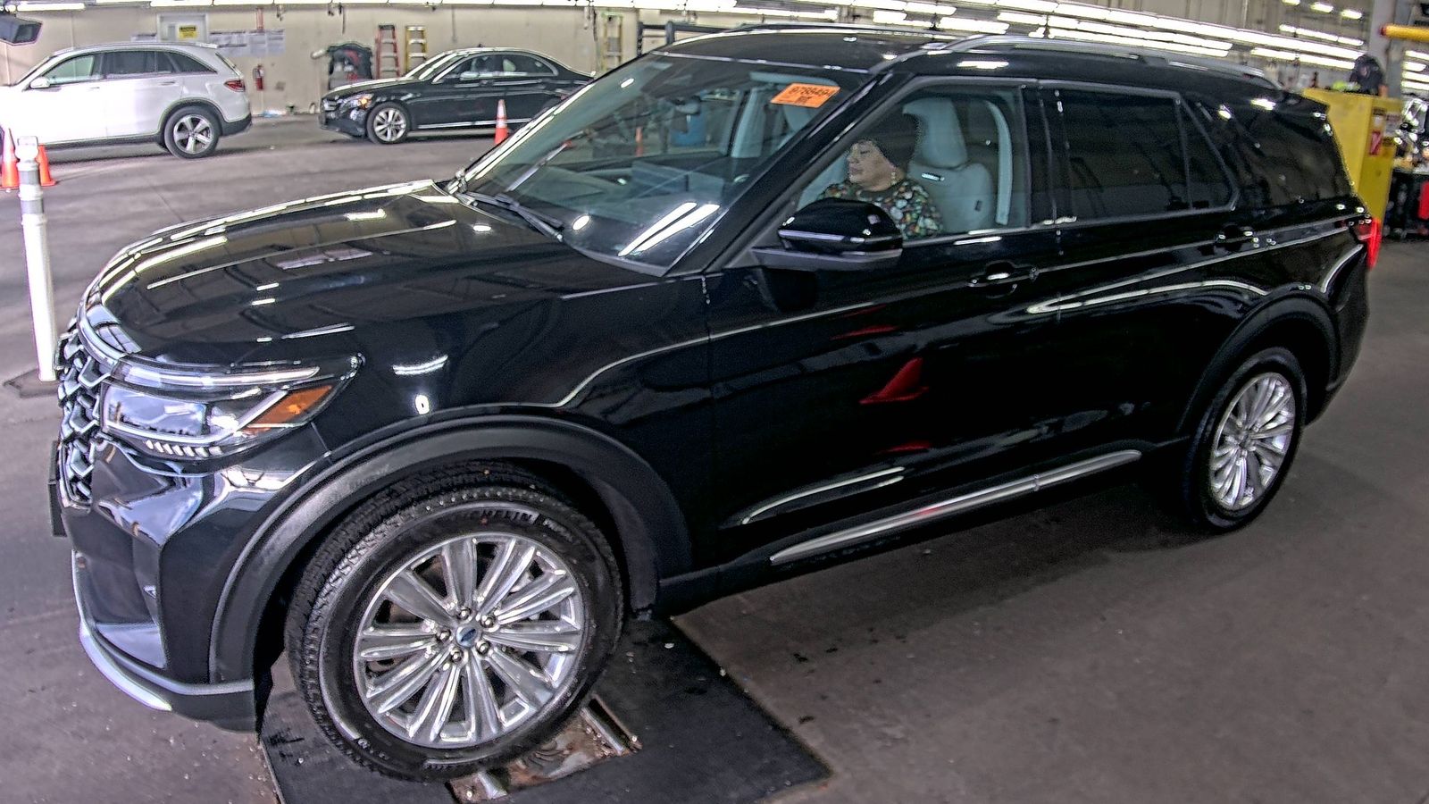 2025 Ford Explorer Platinum AWD