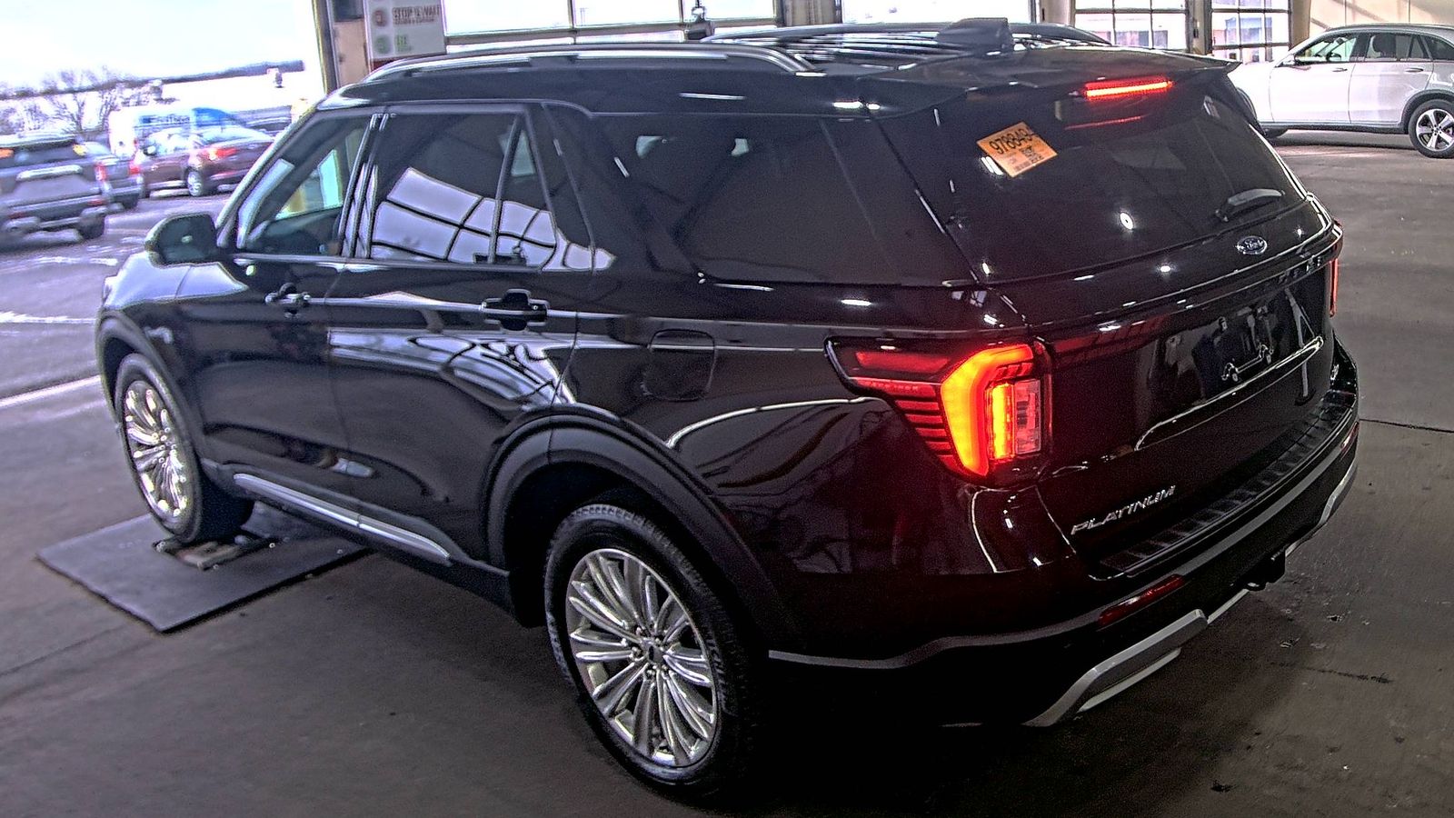 2025 Ford Explorer Platinum AWD