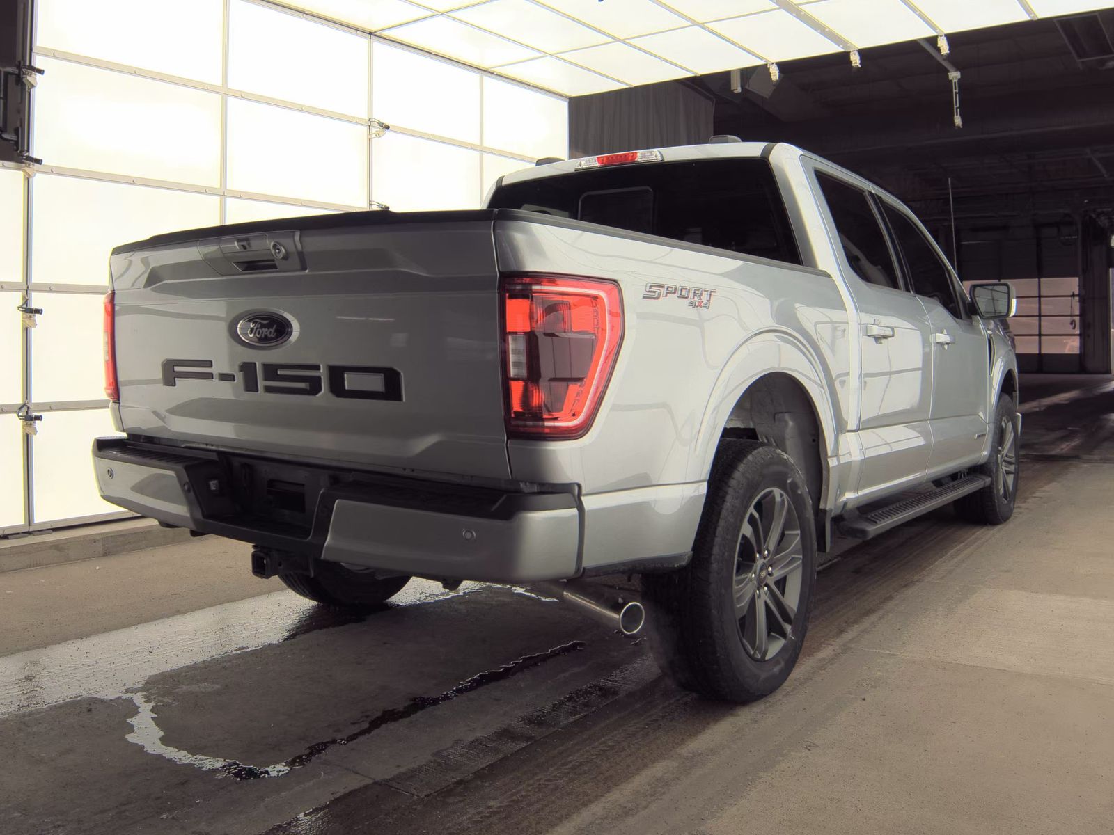 2023 Ford F-150 Hybrid XLT AWD