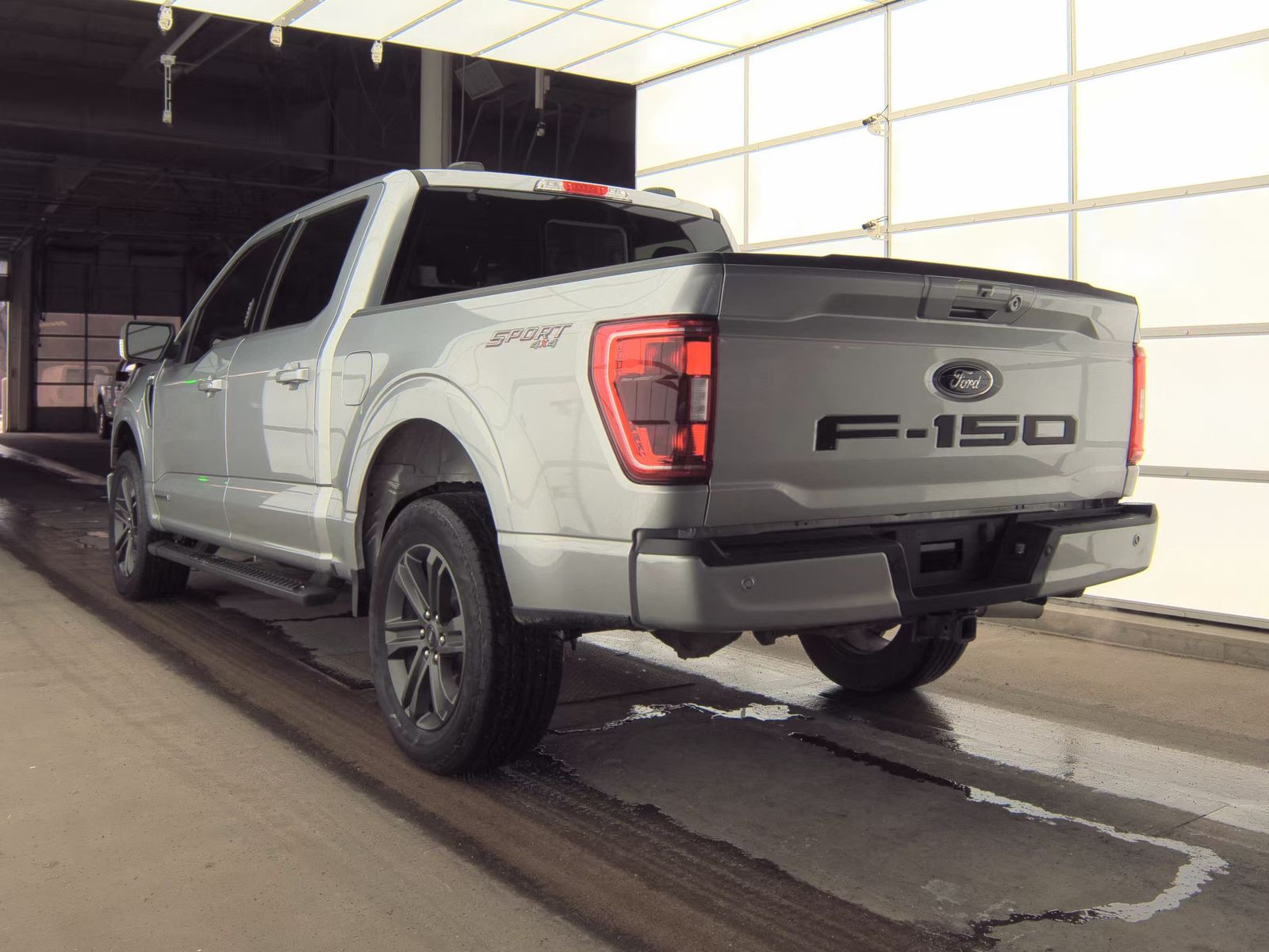 2023 Ford F-150 Hybrid XLT AWD