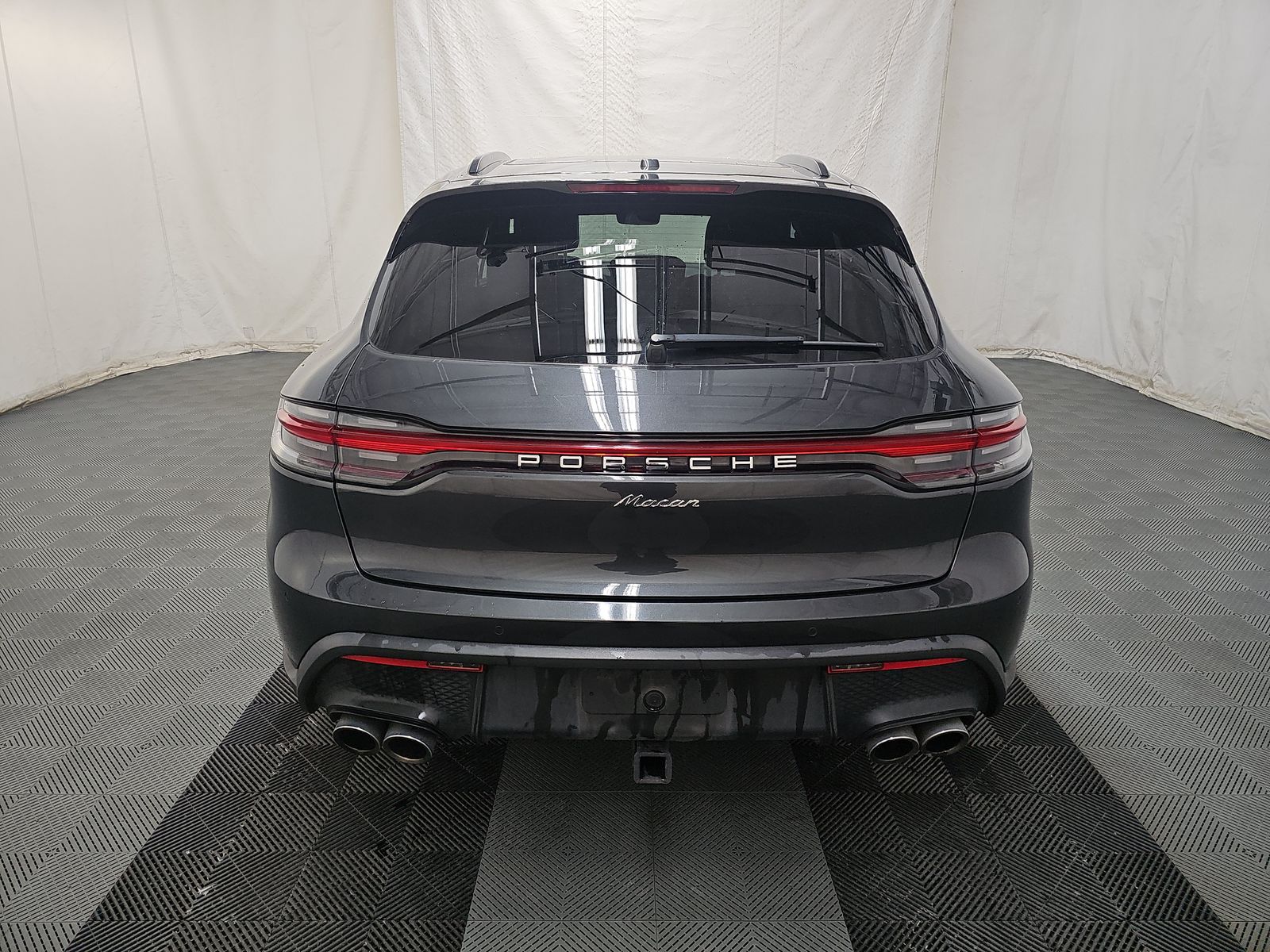 2022 Porsche Macan Base AWD